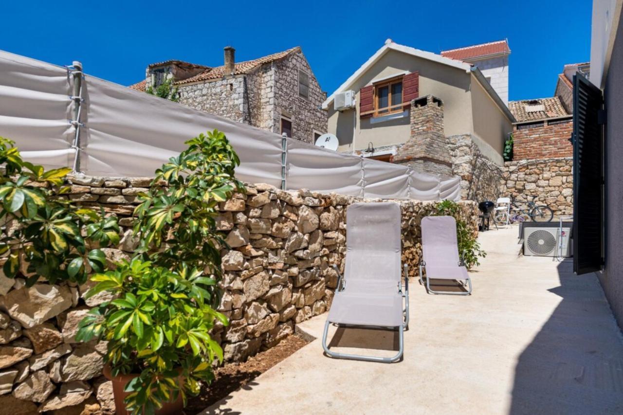 Villa Rural House Pikola With Sea View On Vis Island Komiža Exterior foto